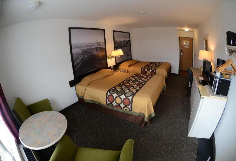 Zemin Kat Standart Oda, Super 8 By Wyndham Taber Ab