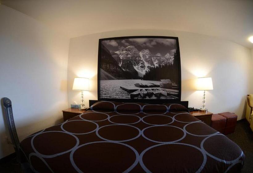 Zemin Kat Standart Oda, Super 8 By Wyndham Taber Ab