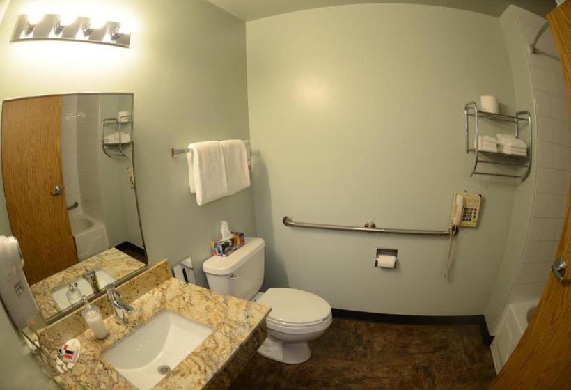 Zemin Kat Standart Oda, Super 8 By Wyndham Taber Ab