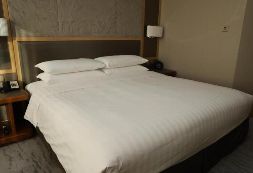 Номер Deluxe Кровать Кинг, Kerry Hotel, Beijing By Shangri La