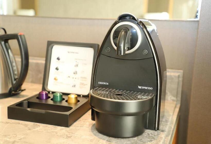 سوئیت اجرایی با تخت کینگ, Kerry Hotel, Beijing By Shangri La