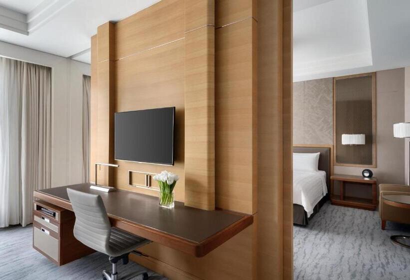 سوئیت اجرایی با تخت کینگ, Kerry Hotel, Beijing By Shangri La