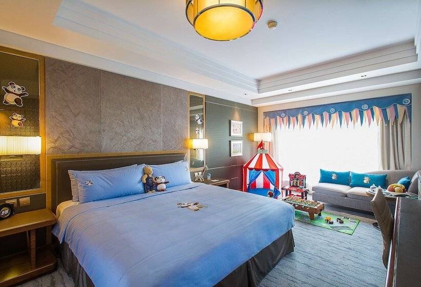 Номер Deluxe, Kerry Hotel, Beijing By Shangri La