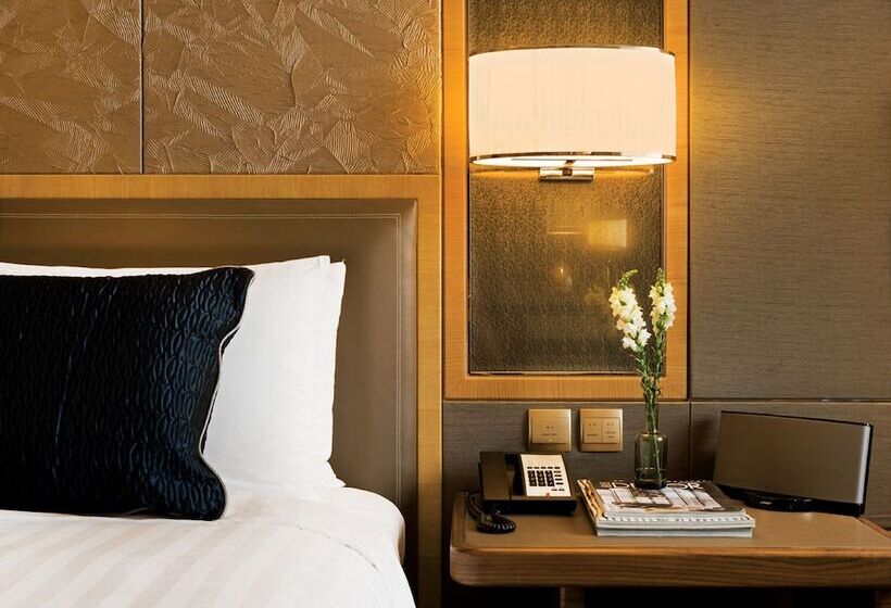 Номер Deluxe, Kerry Hotel, Beijing By Shangri La