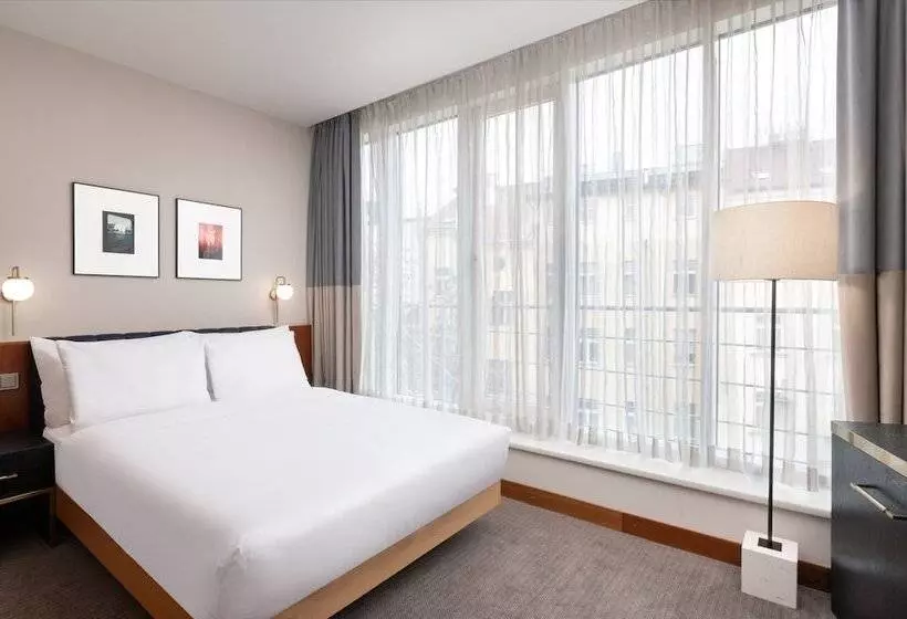 Standard-huone Puutarhanäkymä, K+k Hotel Fenix