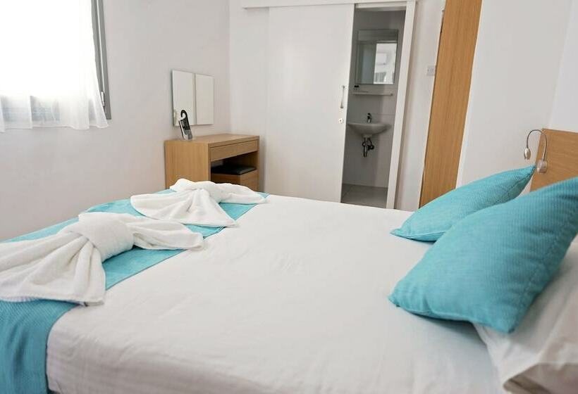 スタンダードシングルルーム, Pyramos