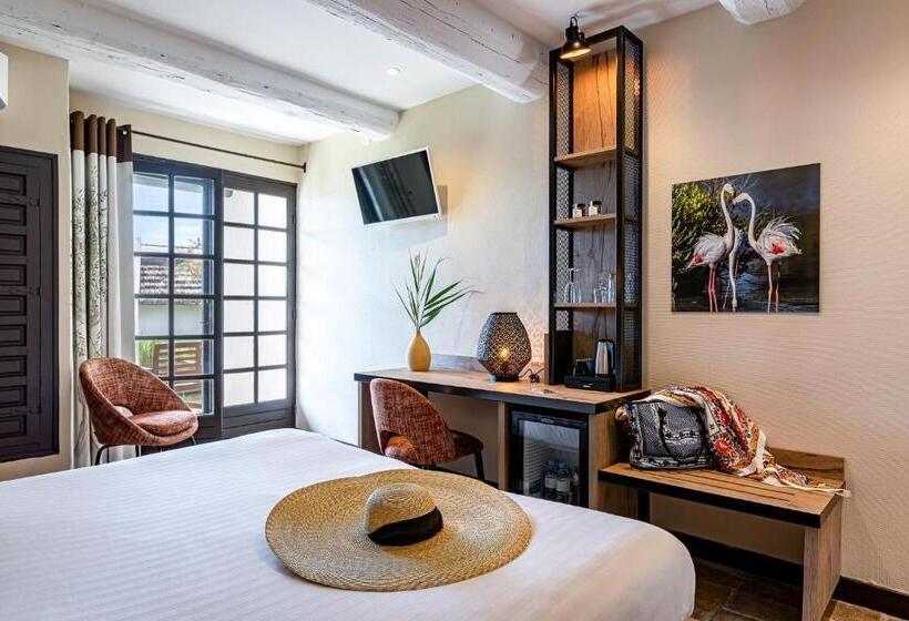 标准间, Les Bains Gardians