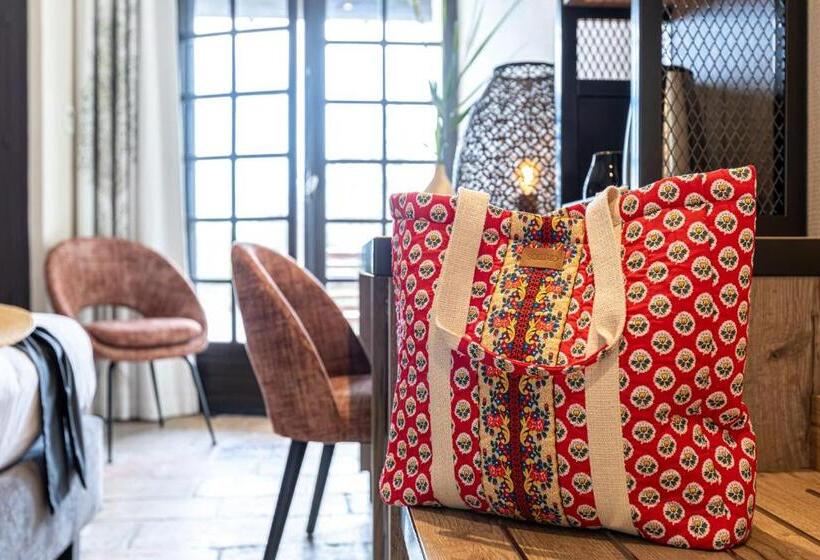 标准间, Les Bains Gardians