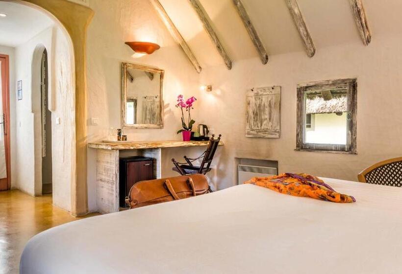 غرفة ديلوكس, Les Bains Gardians