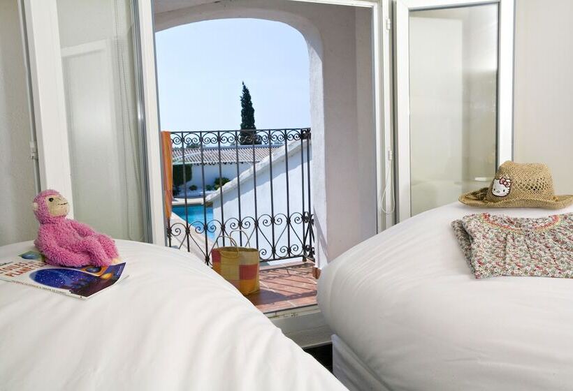 غرفة عائلية, Les Bains Gardians