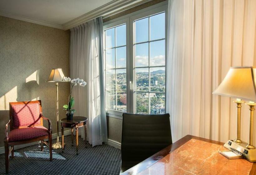 디럭스 룸 킹사이즈 침대, Barcelo San Salvador