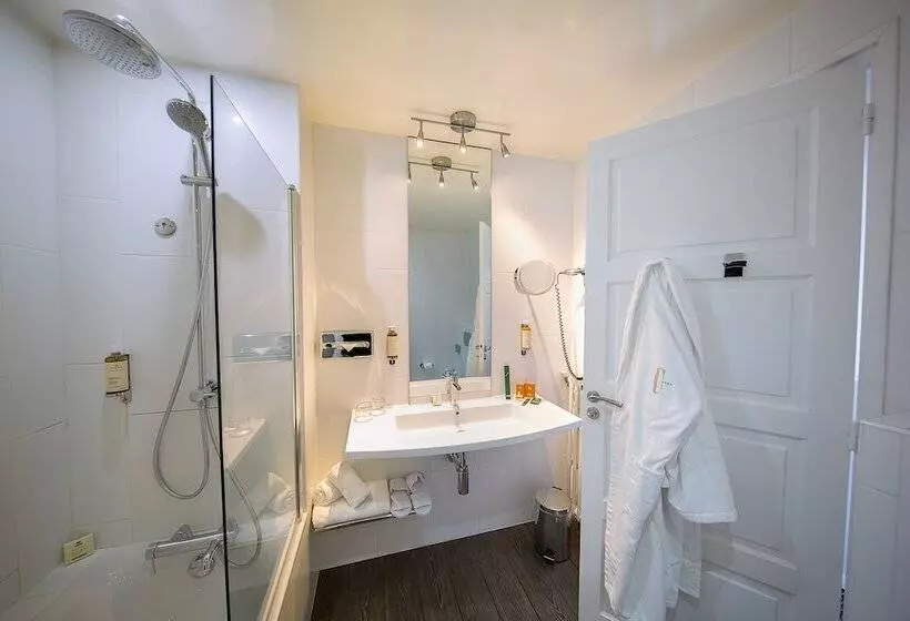 オーシャンビュージュニアスイート, Best Western Plus La Corniche