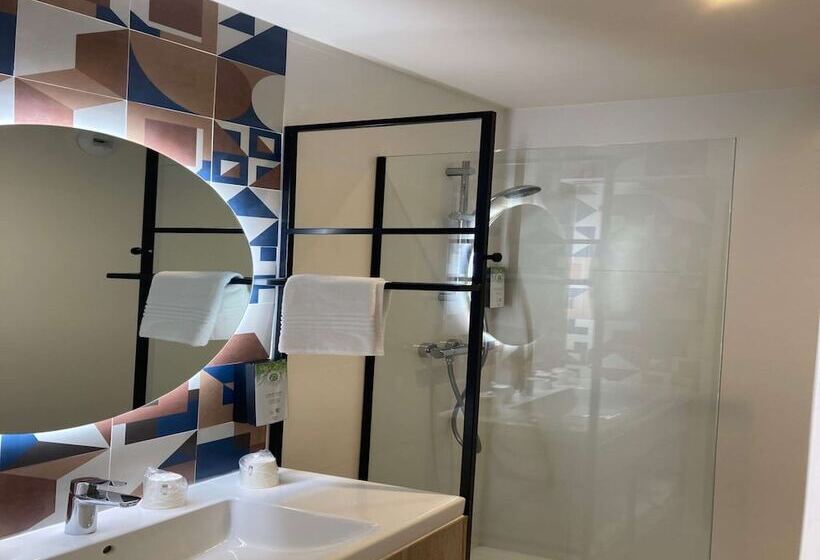 Номер Стандарт Двуспальная Кровать, Campanile Perpignan Nord Aéroport