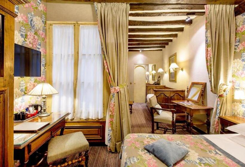 スーペリアールーム, Left Bank Saintgermain