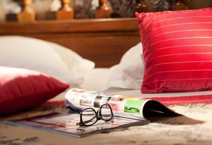 デラックスルーム, Left Bank Saintgermain