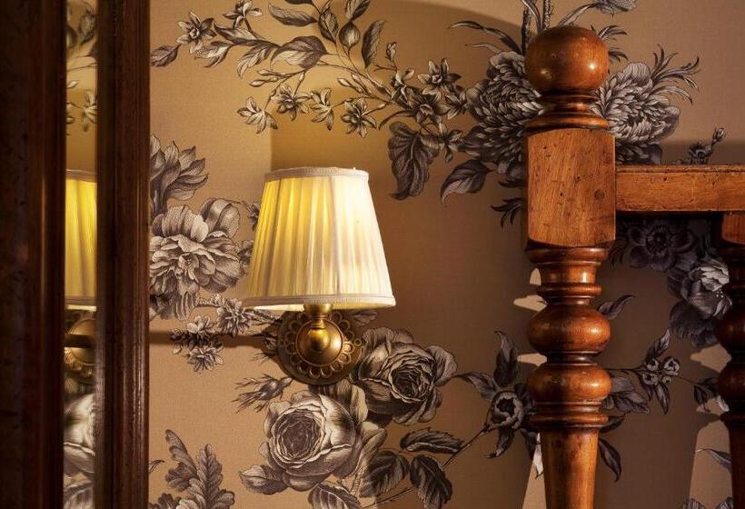 デラックスルーム, Left Bank Saintgermain