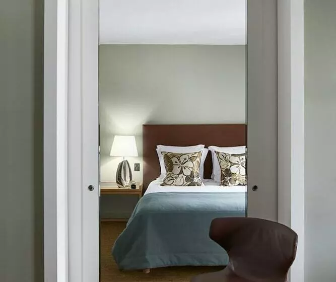 Suite, Bel Ami