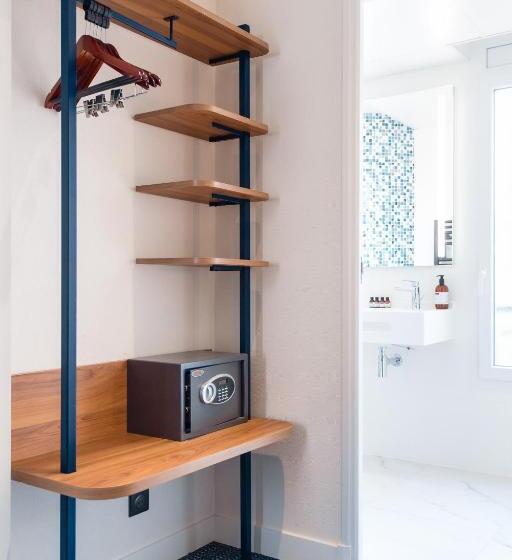 スーペリアトリプルルーム, Bleu De Grenelle Tour Eiffel