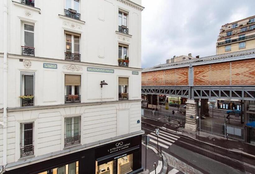 スーペリアトリプルルーム, Bleu De Grenelle Tour Eiffel