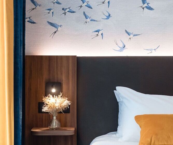 スタンダードトリプルルーム, Bleu De Grenelle Tour Eiffel