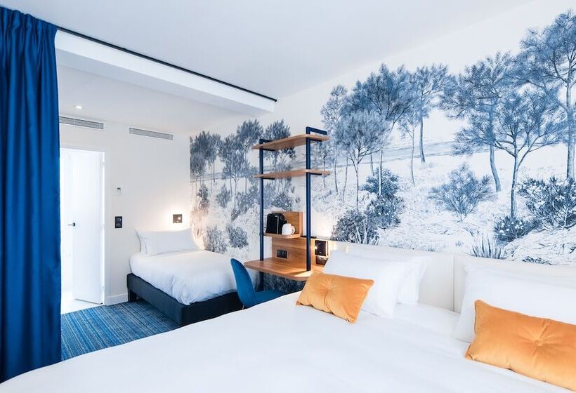 スーペリアトリプルルーム, Bleu De Grenelle Tour Eiffel