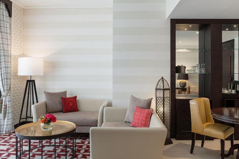 スタンダードトリプルルーム, Bleu De Grenelle Tour Eiffel