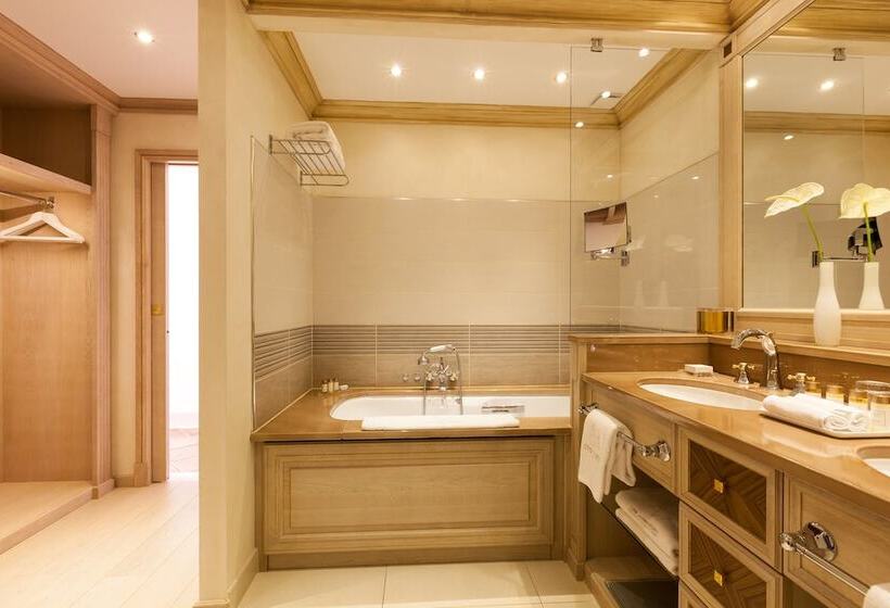 스위트, Airelles Château De La Messardière