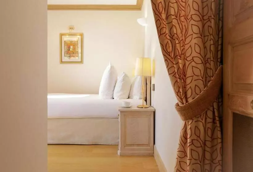 ガーデンビュースーペリアールーム, Airelles Château De La Messardière