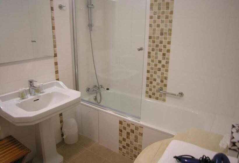 수피리어 룸, Grand Hôtel De La Poste