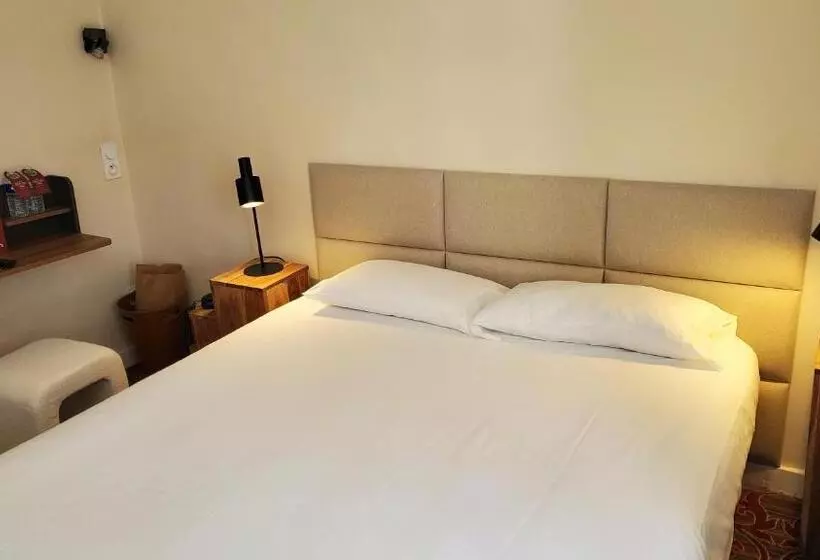 スタンダードルーム, Grand Hôtel De La Poste