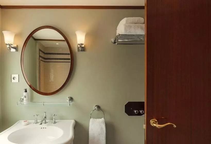 キングサイズベッドのスタンダードルーム, Hôtel Des Grands Voyageurs