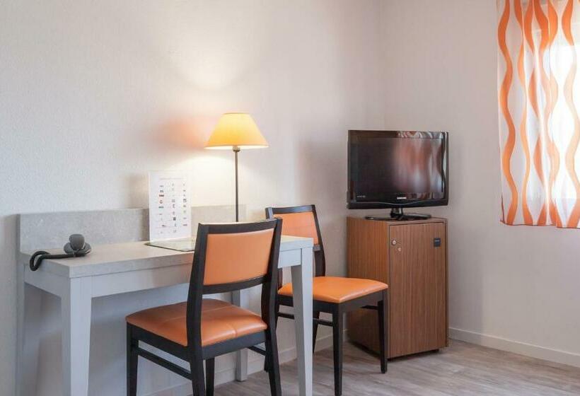 Номер Superior, Logis Hotel L Escargotière Dijon Sud Chenove