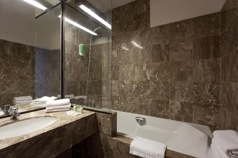 スタンダードルーム, Best Western Hotel Du Lac Dunkerque  Restaurant Ouvert 7/7 Midi Et Soir