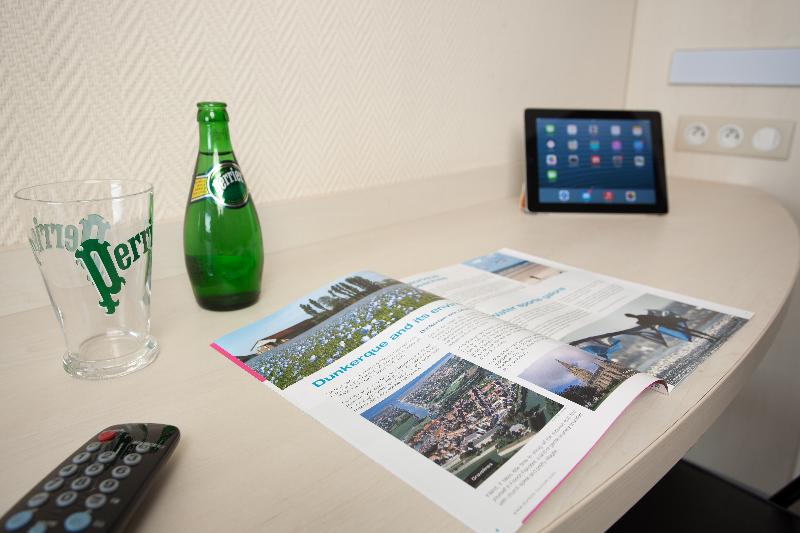 スタンダードトリプルルーム, Best Western Hotel Du Lac Dunkerque  Restaurant Ouvert 7/7 Midi Et Soir