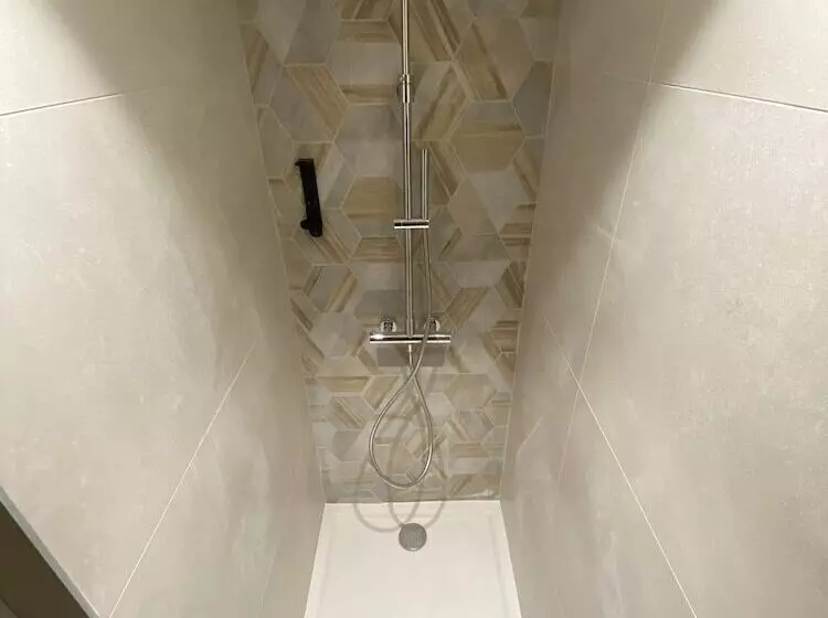 スーペリアールーム, Hôtel L Arena