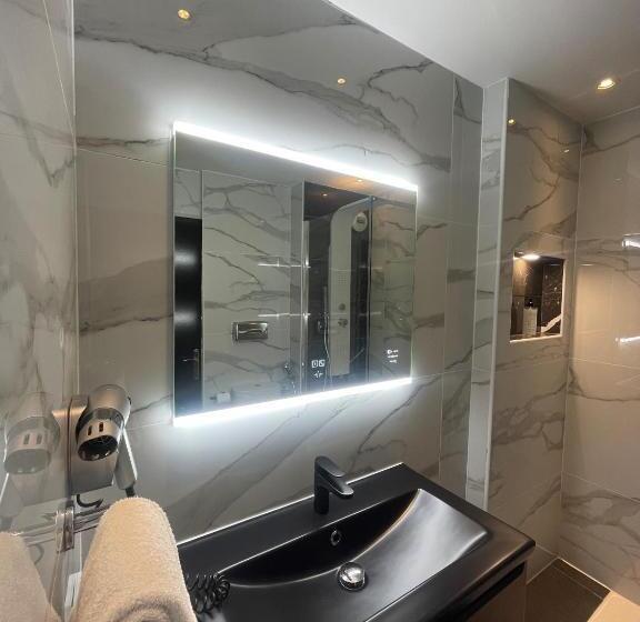 带阳台的豪华间, Hôtel Gallia Cannes