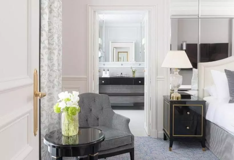 Suite Lit King, Intercontinental Paris Le Grand, An Ihg
