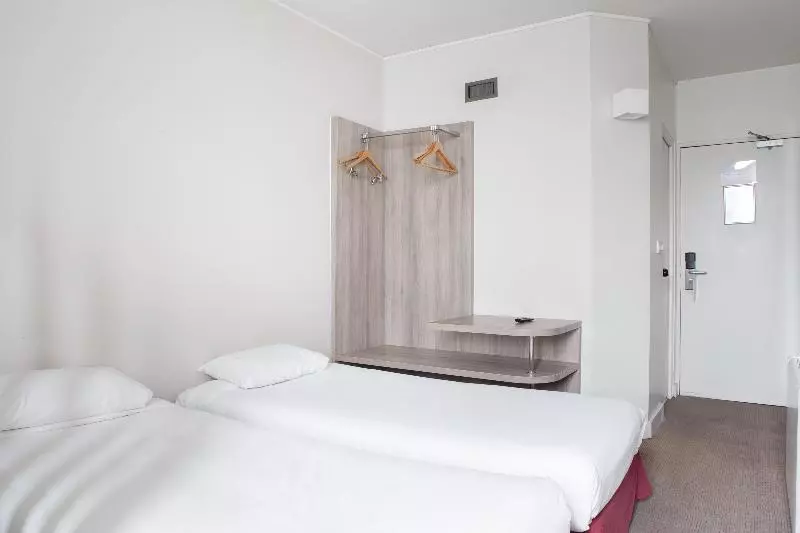 スーペリアトリプルルーム, Kyriad Paris Est  Bois De Vincennes