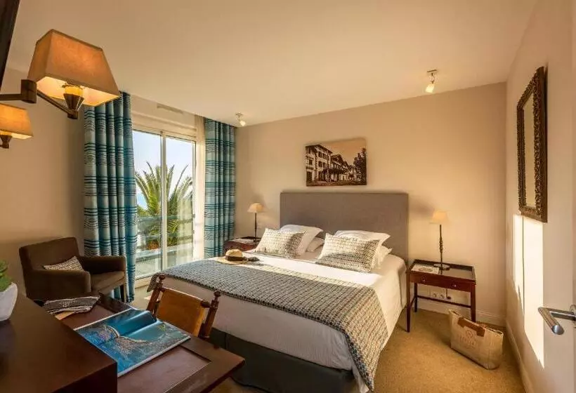 اتاق کلاب, Hôtel Et Résidence La Réserve