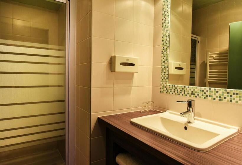 标准工作室, Hôtel Et Résidence La Réserve