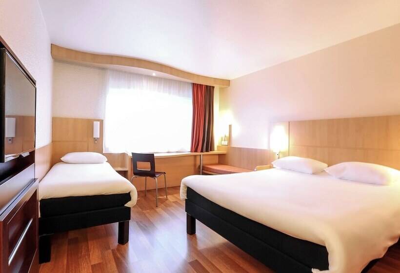 חדר סטנדרט מיטה זוגית, Ibis Charlevillemézières