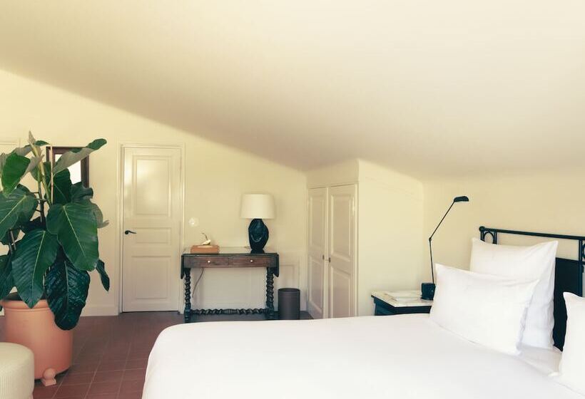 シティビューのデラックスルーム, La Ponche