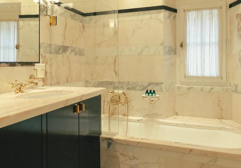 オーシャンビュージュニアスイート, La Ponche