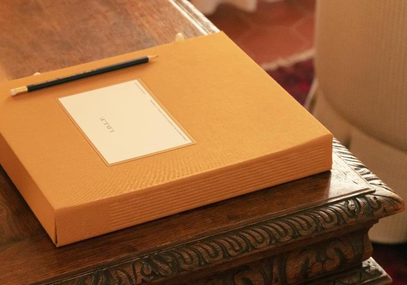 デラックススイート, La Ponche