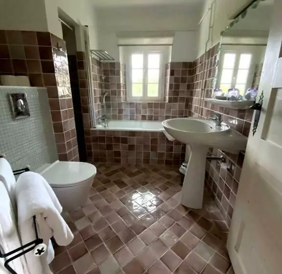 デラックスルーム, Le Manoir De L étang
