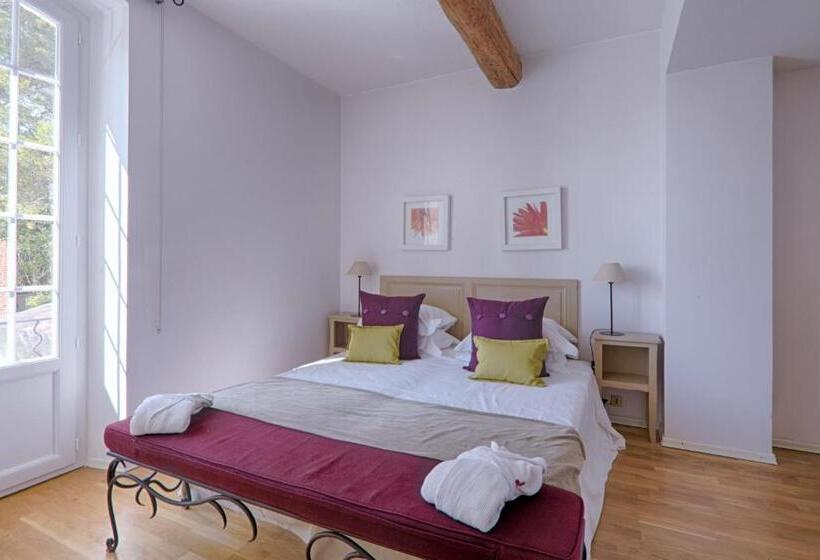 סוויטה משפחתית, Le Manoir De L étang