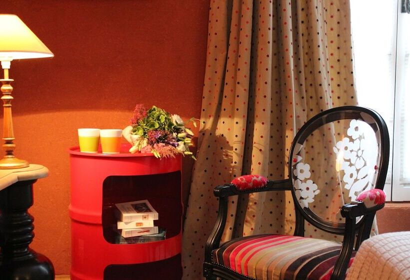 اتاق سوپریور, Prince De Conde