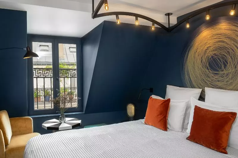 Chambre Deluxe, Chouchou