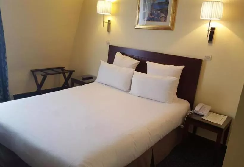 スタンダードルーム, Hôtel Saint Cyr Etoile