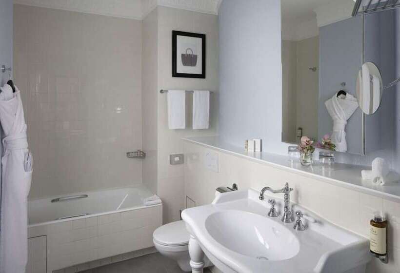 Номер Стандарт, Le 123 Elysees  Astotel